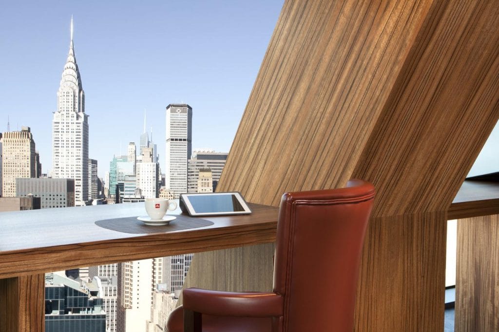 Suite en hauteur face à l'East River – Millennium Hilton New York One UN Plaza
