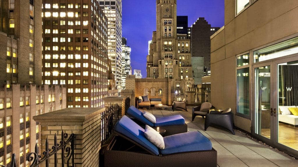 Hôtels à New York - Terrasse d'une chambre du W Hotel à New York