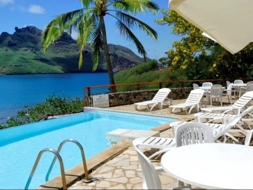 Polynésie - Les Marquises - Keikahanui Nuku Hiva Pearl Lodge Piscine
