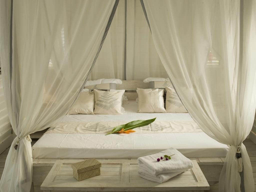 chambre du Opoa Beach Hotel à Raiatea en Polynésie