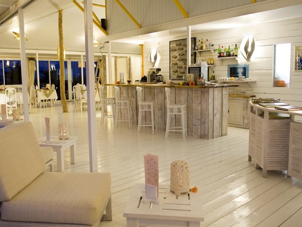 Bar Restaurant du Raiatea Lodge en Polynésie