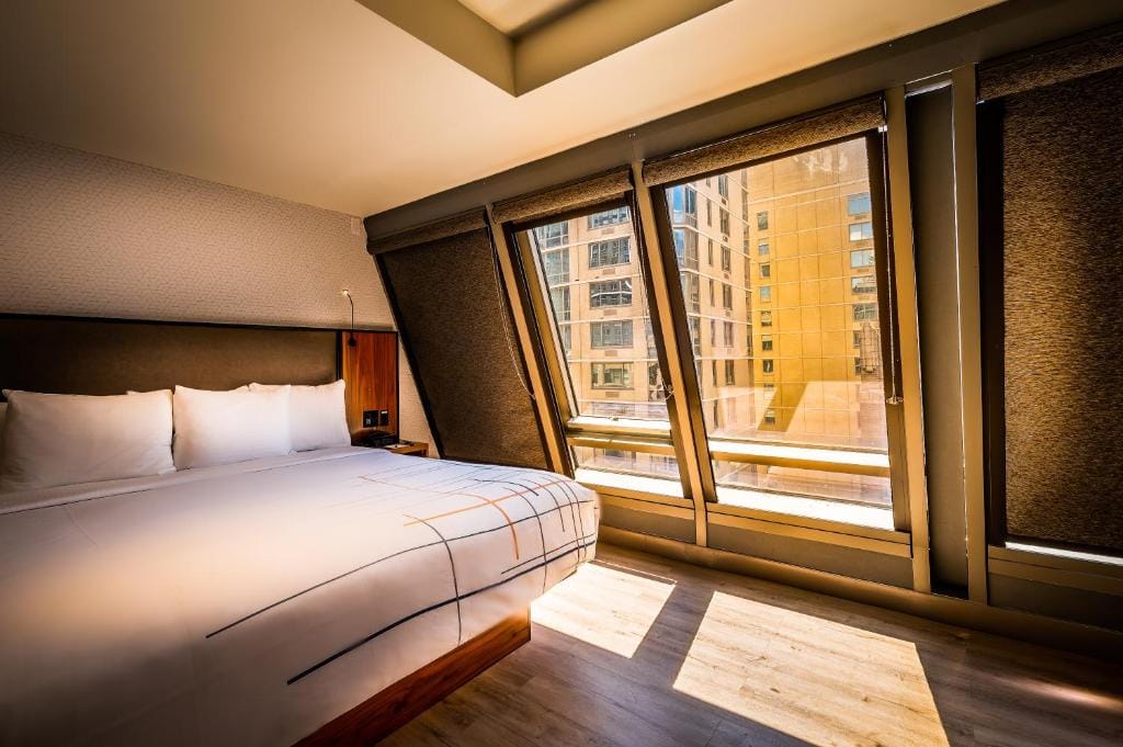 La Quinta by Wyndham Times Square South Hotel New York