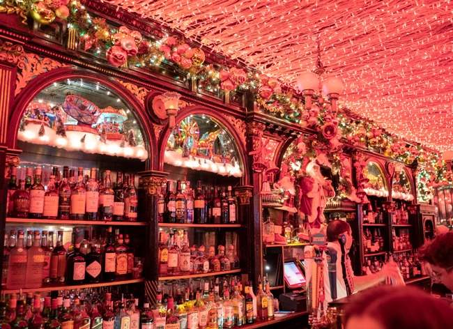 Pete's Tavern Bar New Yprk décoré pour Noel