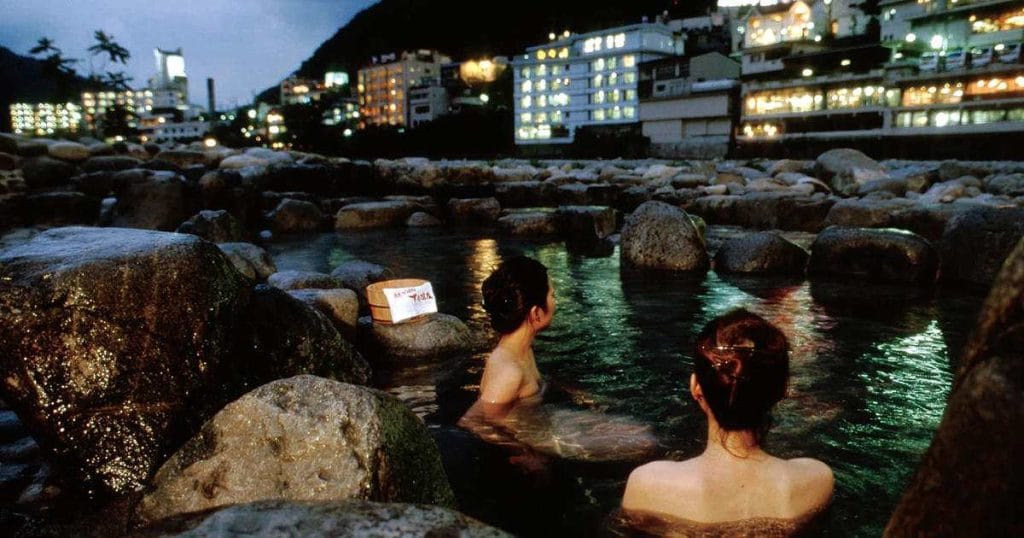 Découvrez les 10 Onsen incontournables du Japon : Un voyage thermal extraordinaire 10 Gero Onsen Japon