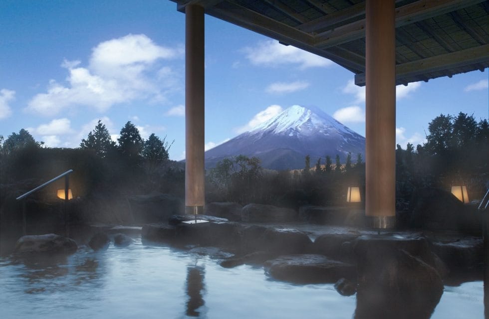 Découvrez les 10 Onsen incontournables du Japon : Un voyage thermal extraordinaire 4 Hakone Onsen au Japon