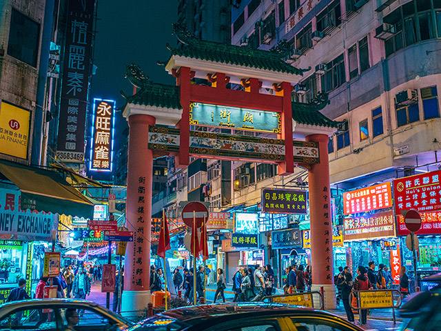 Découvrez Hong Kong : 10 expériences inoubliables 5 Marche de Temple Street
