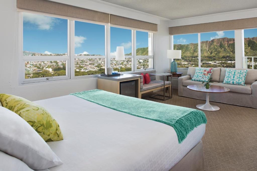 Oahu : Guide ultime des hôtels pas chers pour voyageurs économes 7 Queen Kapiolani hotel oahu