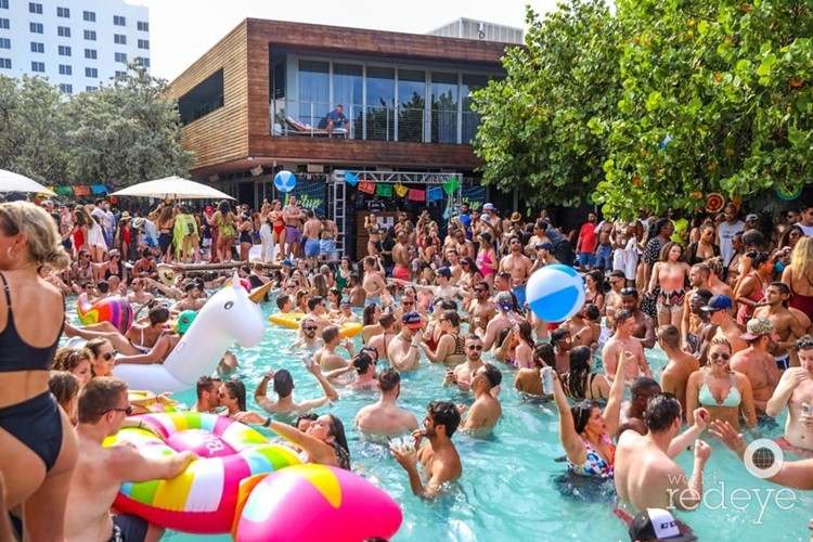 Miami : Les endroits les plus branchés pour faire la fête 10 Pool Parties à Miami au Hyde Beach