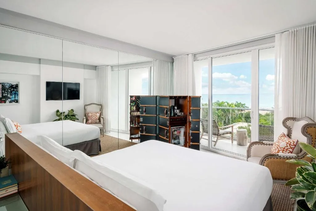 Les plus beaux hôtels à Miami avec vue sur l'océan 13 Nautilus sonesta miami chambre