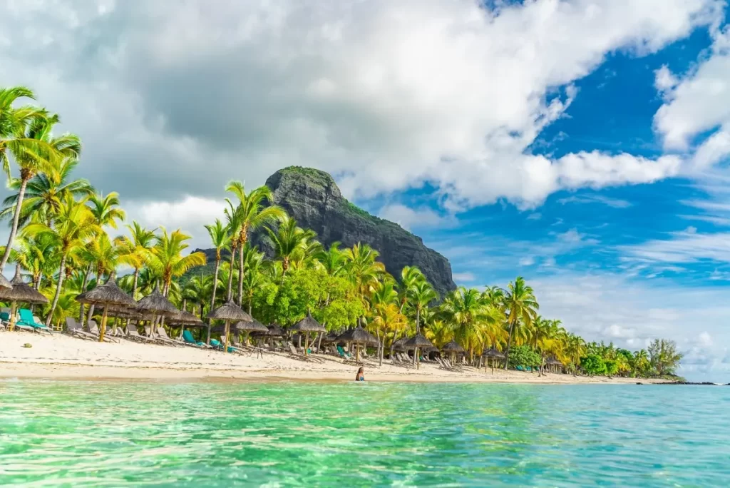 Les plus belles plages de l'île Maurice à visiter absolument 5 Plage du Morne Brabant Ile Maurice