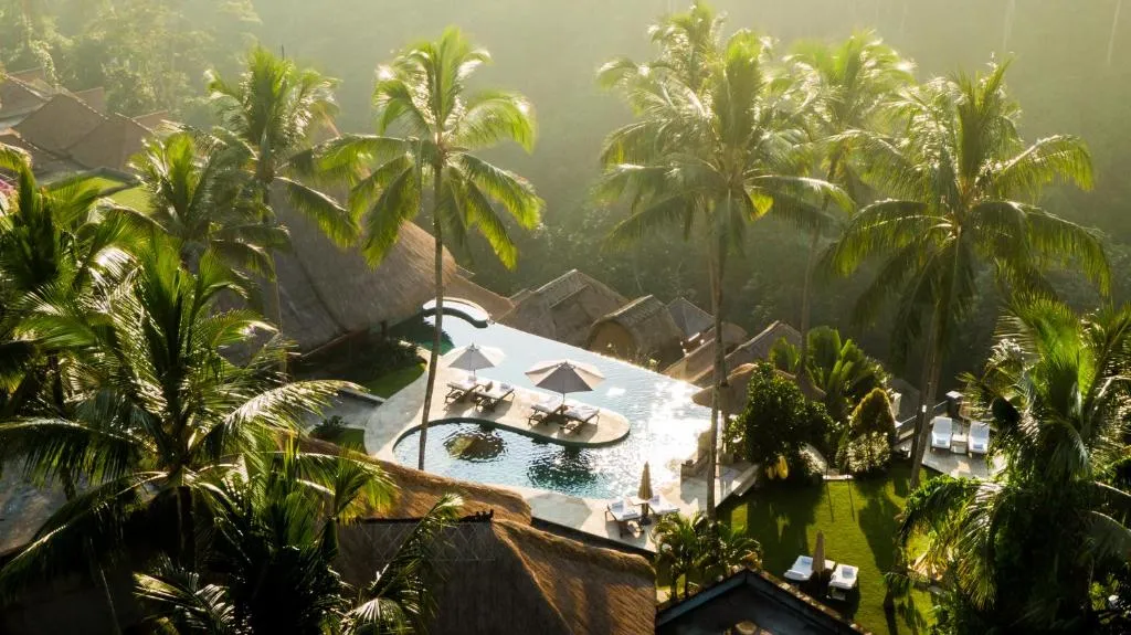 Ubud et ses plus beaux hôtels piscines avec vue sur la jungle 3 Hotel luxe Viceroy Bali avec piscine vue jungle à Ubud