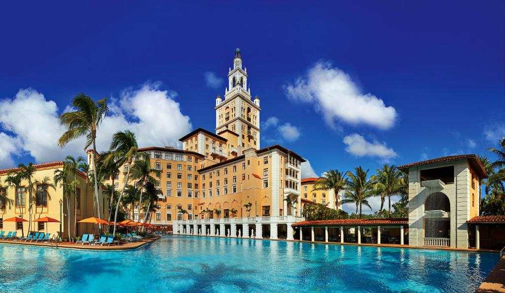 Voyage en famille à Miami : Guide complet 5 The Biltmore Hotel