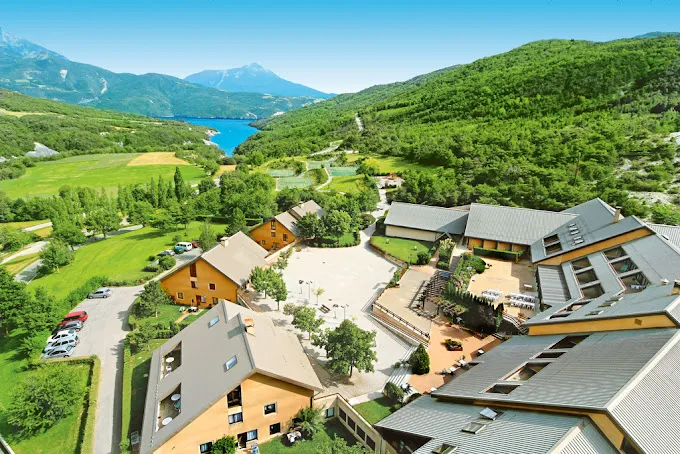 Club Les Horizons du Lac Hôtels 3 étoiles avec spa