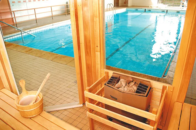 Club Les Horizons du Lac : Hôtels 3 étoiles avec spa et piscine intérieure 3 Club Les Horizons du Lac spa piscine interieure
