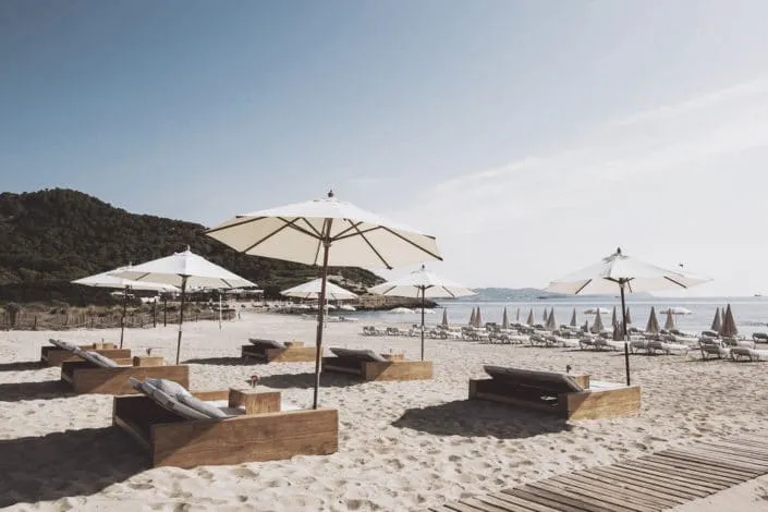 Les meilleurs Beach Clubs à Ibiza 10 el-chiringuito-ibiza-beach club
