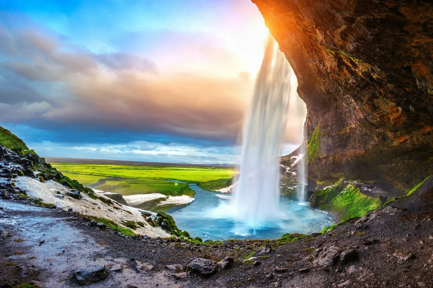 Cascade de Seljalandsfoss en Islande