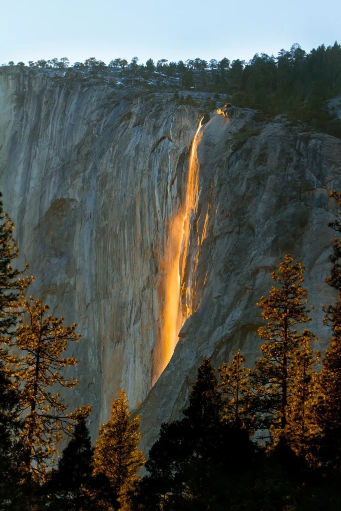 Cascade de feu Yosemite : Tout savoir sur Horsetail fall, la chute de feu du Yosemite 3 Horsetail fall la chute de feu du Yosemite 1