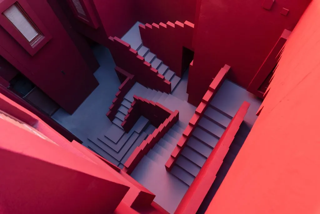 La Muralla Roja : l’architecture qui défie les normes en Espagne 2 La Muralla Roja - Photo Andres Gallardao Albajar