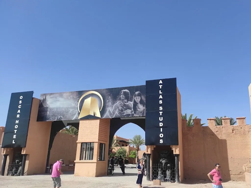 Maroc : découvrez les lieux de tournage mythiques du Cinéma 3 Ouarzazate la porte du désert et des studios Atlas