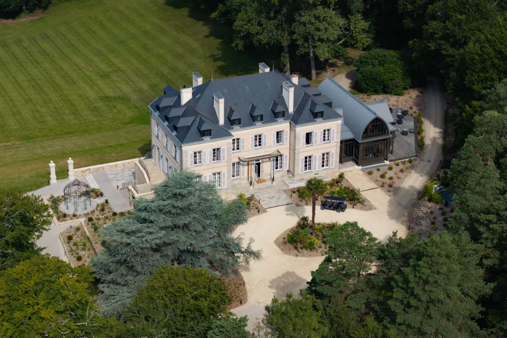 hébergement Chateau Domaine de Locguénolé