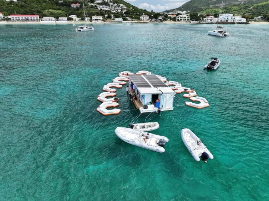 BAR RESTAURANT FLOTTANT BALAOU a Saint-Martin