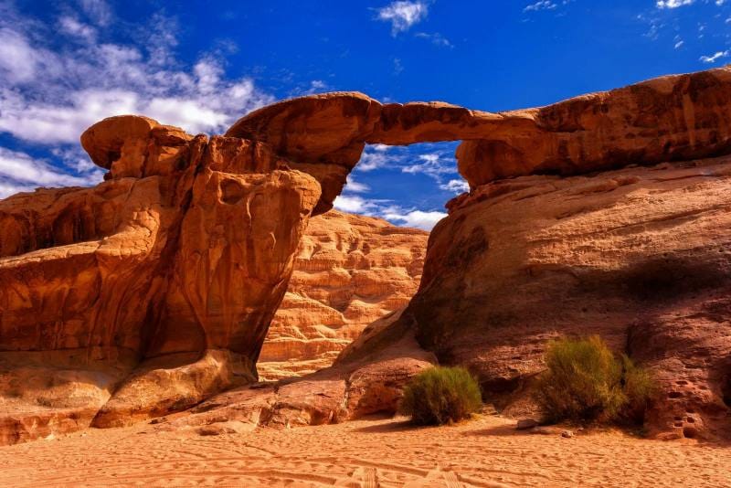 Destinations peu chères mais spectaculaires : 6 voyages à couper le souffle 3 Wadi Rum Jordanie destination spectaculaire et peu chere