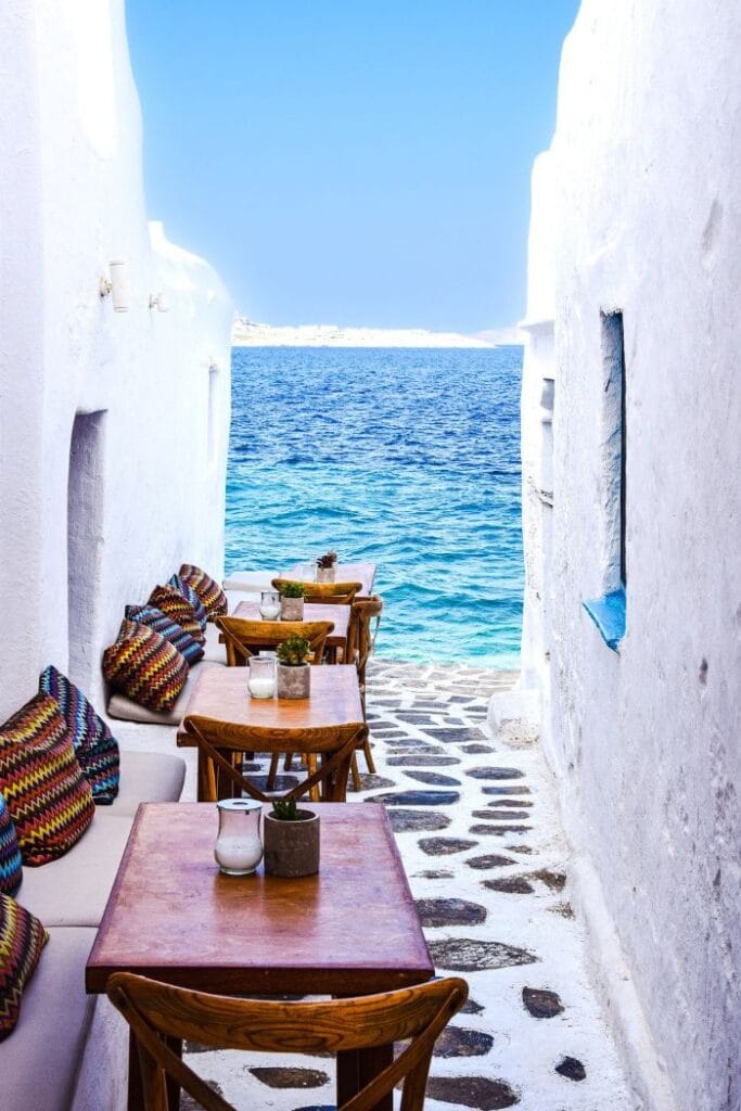magnifique ruelle vue mer à Mykonos