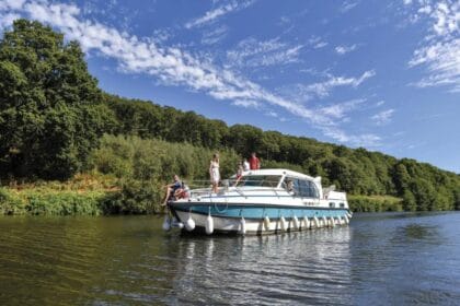 Vacances en péniche sans permis