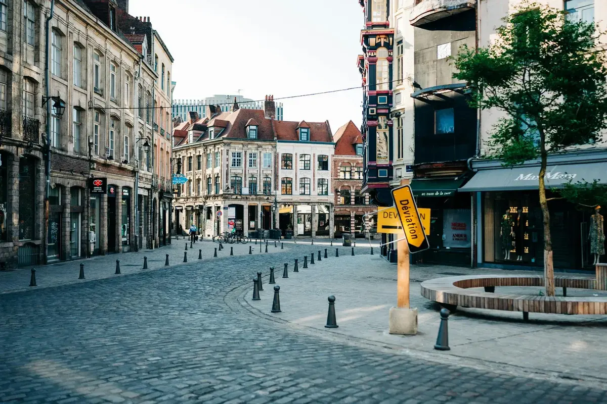 3 jours à Lille : l'itinéraire qu'on a testé, des estaminets du Vieux-Lille au sommet du beffroi 6 Rue pavée du Vieux-Lille à Lille au petit matin