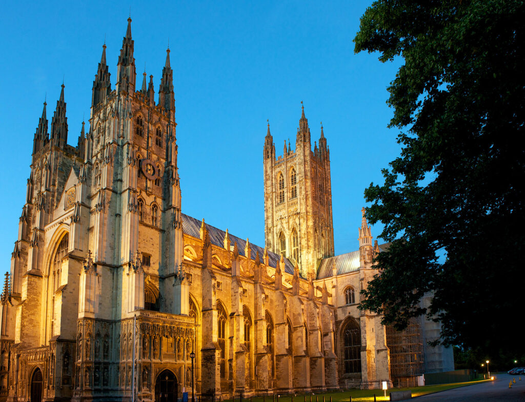 Canterbury en Angleterre : cathédrale, Thomas Becket et visite depuis Londres 3 La cathédrale de Canterbury, siège de l'Église d'Angleterre