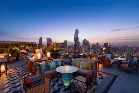 Rooftops de Bangkok : les 10 adresses ouvertes et les 3 que tout le monde cite à tort 2 Rooftop Yao au Marriott Surawongse Bangkok