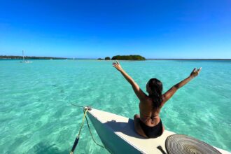 bacalar lagoon sailing