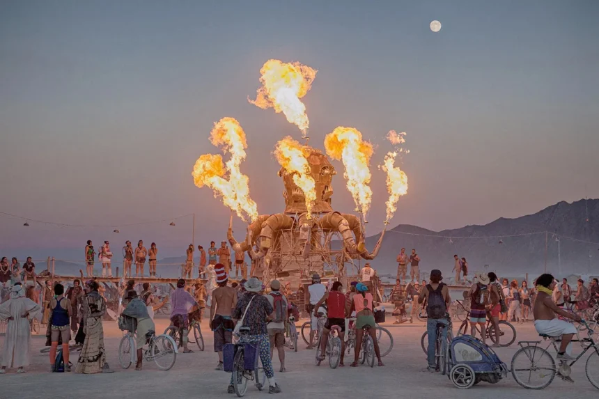 Le festival Burning Man dans le desert de Black Rock, au Nevada